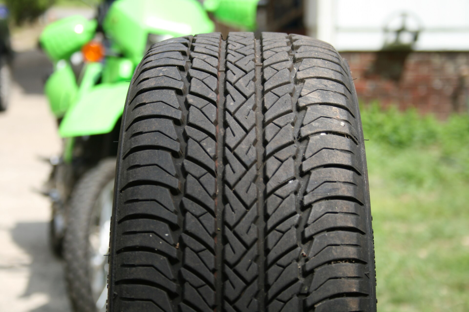 Tread of an all-season tire seen head-on